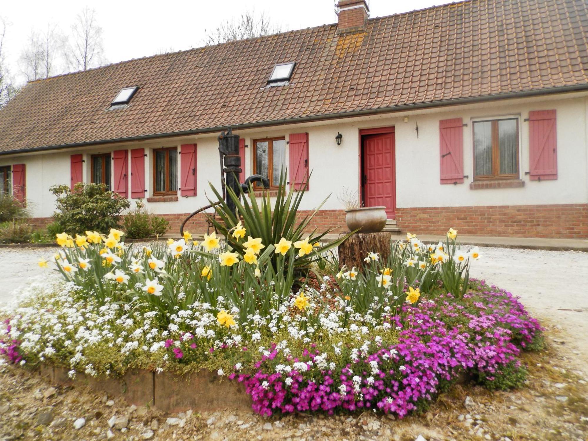 Chambres Et Table D'Hotes Les Trois Marquets Bourthes Exterior photo